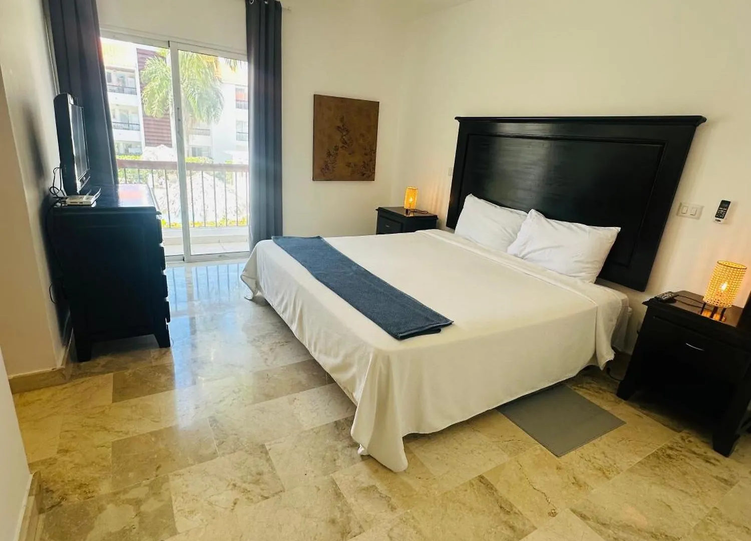 La Esmeralda Punta Cana